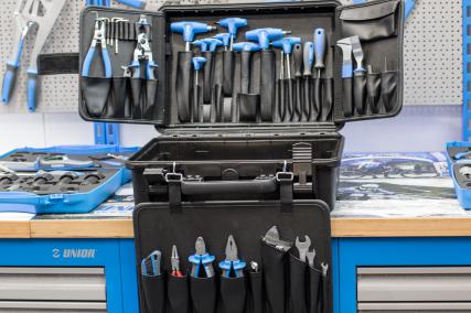 Jetzt sind mehr und mehr Unior-Werkzeuge auch für Endkunden erhältlich. Darunter das Pro Kit, ein volles Werkzeugset mit allen essentiellen Tools für Bike-Schrauber.