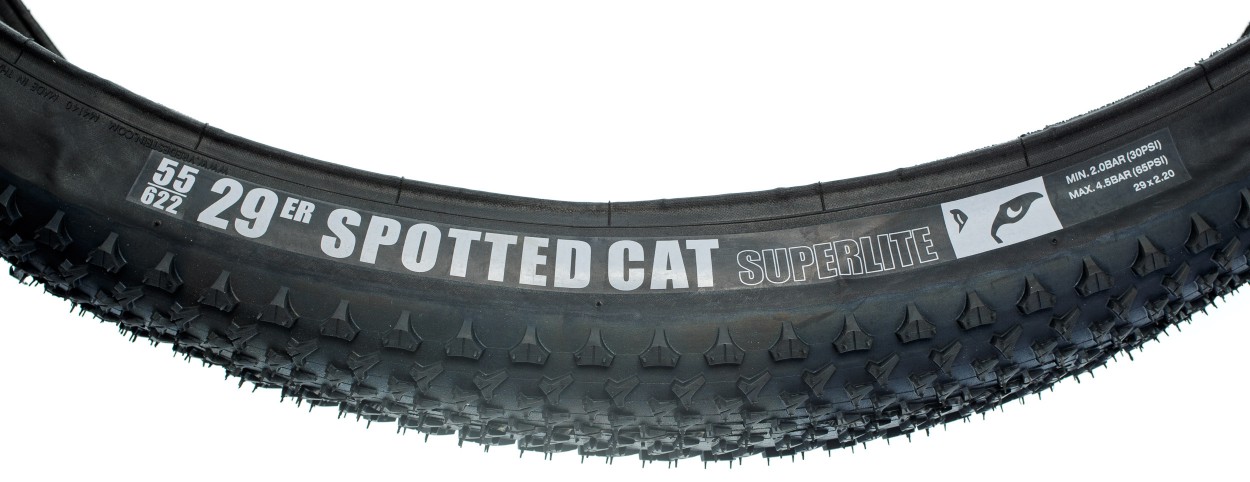Vredestein Black Panther & Spotted Cat Superlite 2018