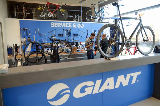 Giant Store Vienna feiert Geburtstag