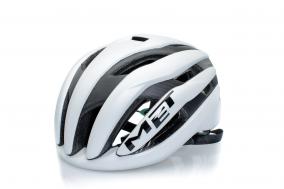 Test MET Trenta 3K Carbon