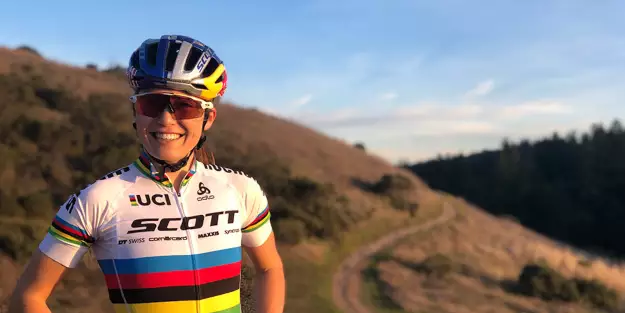 Kate Courtney wechselt zu Scott-Sram