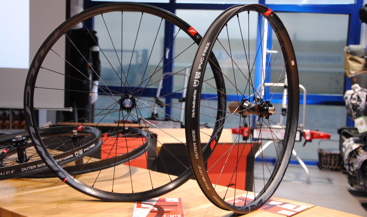 Fulcrum Racing 3 DB, E-Metal und E-Fire