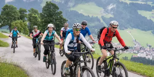 Mit E-Power durchs Brixental