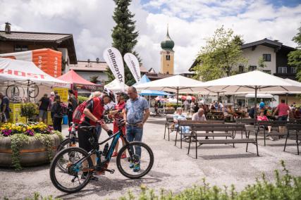 Mit E-Power durchs Brixental