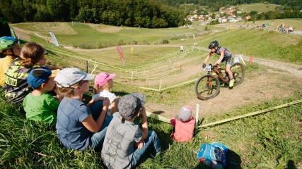 Bike Festival Stattegg 2019 - BildberichtSun over Styria, und die MTB-Szene von jung bis alt und aller Disziplinen begab sich an den Fuß des Schöckls, um seine Trails zu genießen.