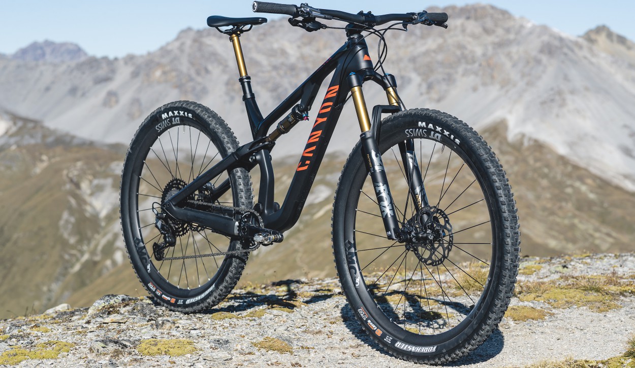 Canyon Neuron CF SLX 9.0 Ltd. 2020