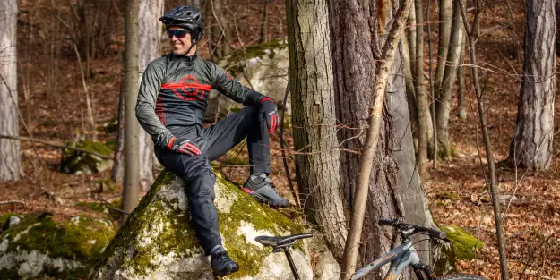 Pearl Izumi Bekleidung für die Übergangszeit