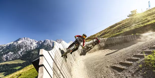 Die Bikeparks sperren auf!
