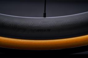 Specialized Aethos 2021