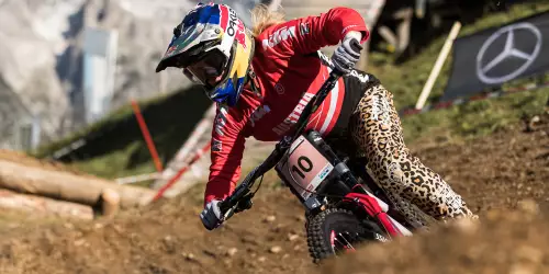 Video: Vali Höll