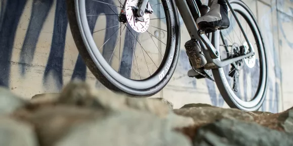 Schwalbe Aerothan Tubes vs. Tubeless