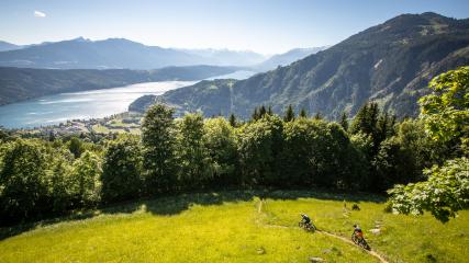 Nockbiken vom Berg zum SeeLuftige HÃ¶hen und nassblaue Tiefen, und dazwischen feinste Routen und Trails - auf Wiederholungsbesuch in der Gegend um MillstÃ¤tter See und Bad Kleinkirchheim.