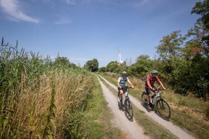 Der Marchfeldkanal-Radweg