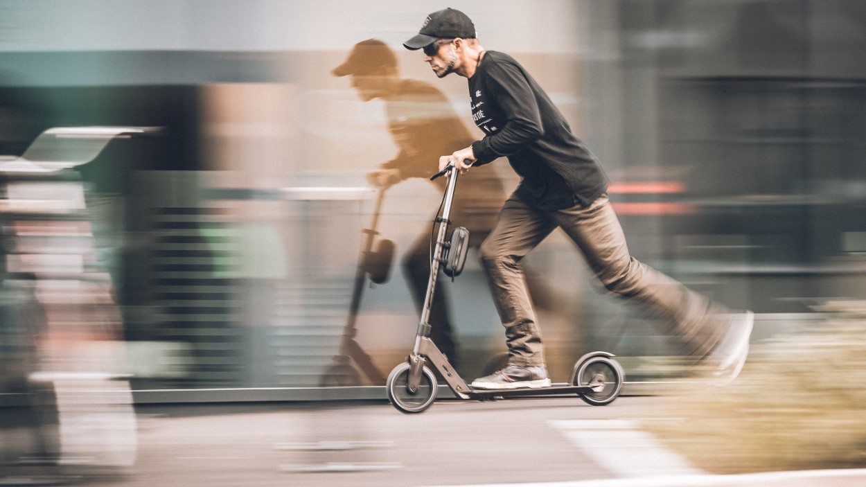 A-TO Ultimo Kick Scooter
