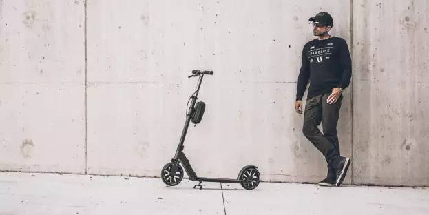 A-TO Ultimo Kick Scooter