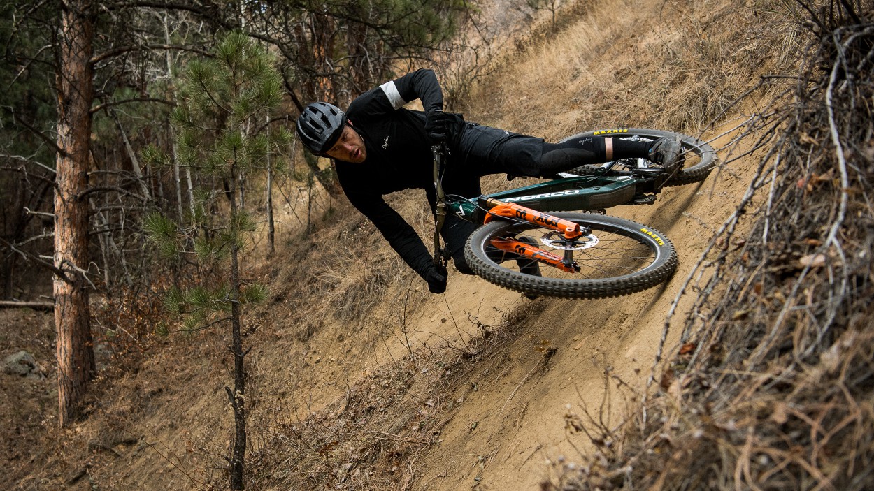 Rapha Trail Knee Pads