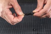 Ein paar Umdrehungen am Ventilkopf reichen, um Luft nachzupumpen, Tubeless-Flüssigkeit einzufüllen oder die Luft (per sanftem Fingerdruck) abzulassen.