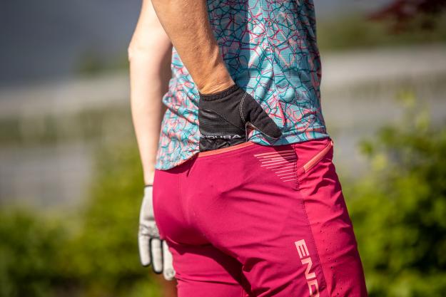Endura Damen-Bikewear 2022