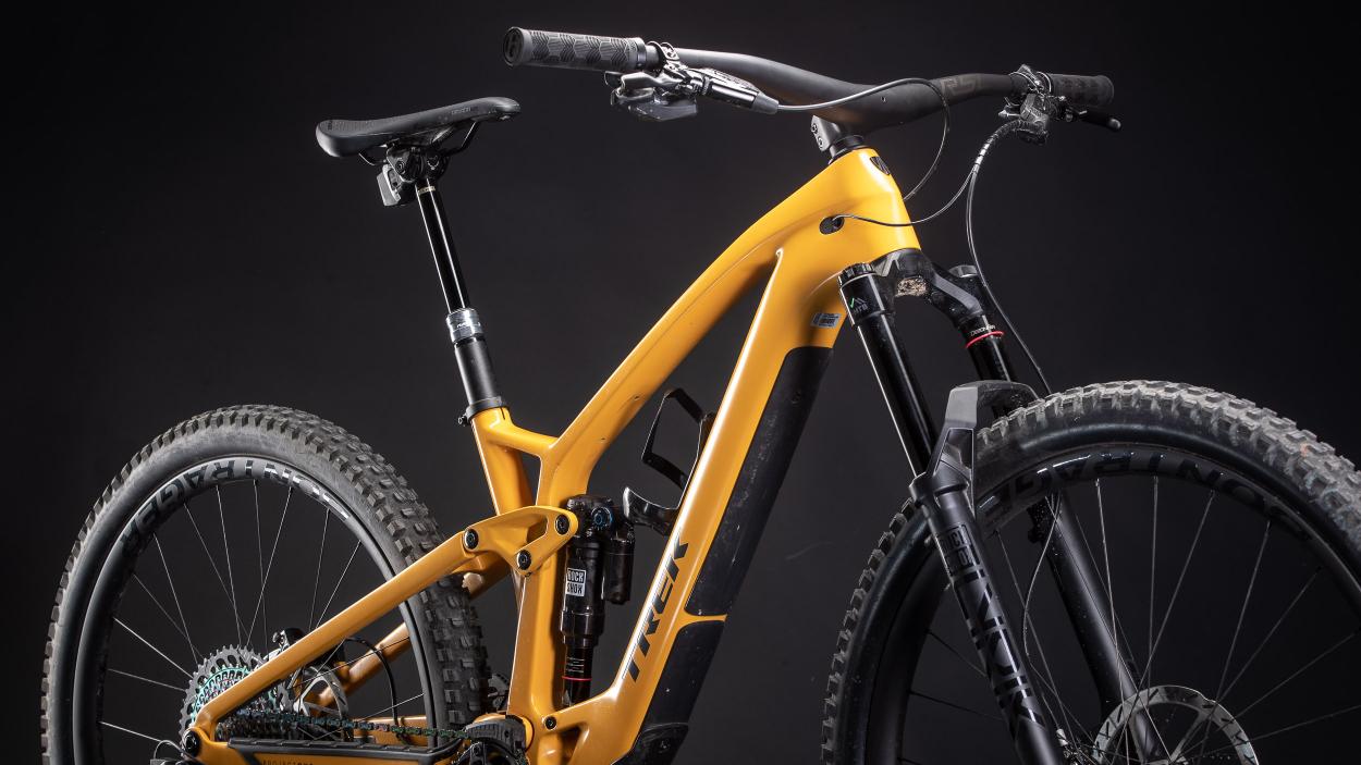 Showroom: Trek Fuel EXe