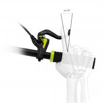 Position Bremsgriff: Hand so auf dem Griff positionieren, dass der äußere Handballen mit dem Lenkerende abschließt. Zeigefinger (wer mit dem Mittelfinger oder zwei Fingern bremst: Mittelfinger) ausstrecken (ca. 15°) und Bremshebel soweit nach außen schieben, bis das dritte Fingerglied auf der Griffmulde vor dem „Tip“ des Hebels liegt. 