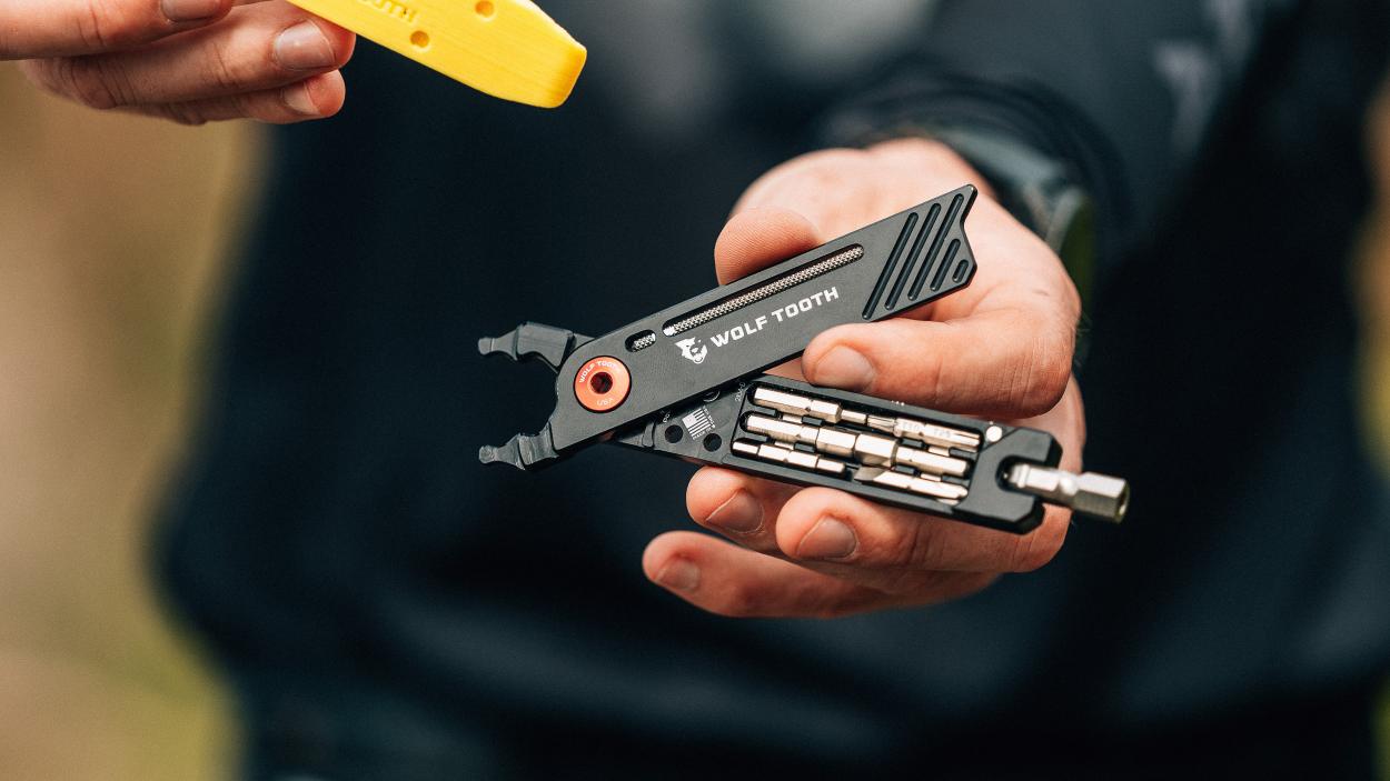 Magura Multitool powered by Wolftooth