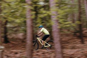 YT Izzo Uncaged 7 im Test