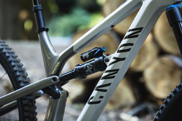 Canyon Spectral CF 8 K.I.S.