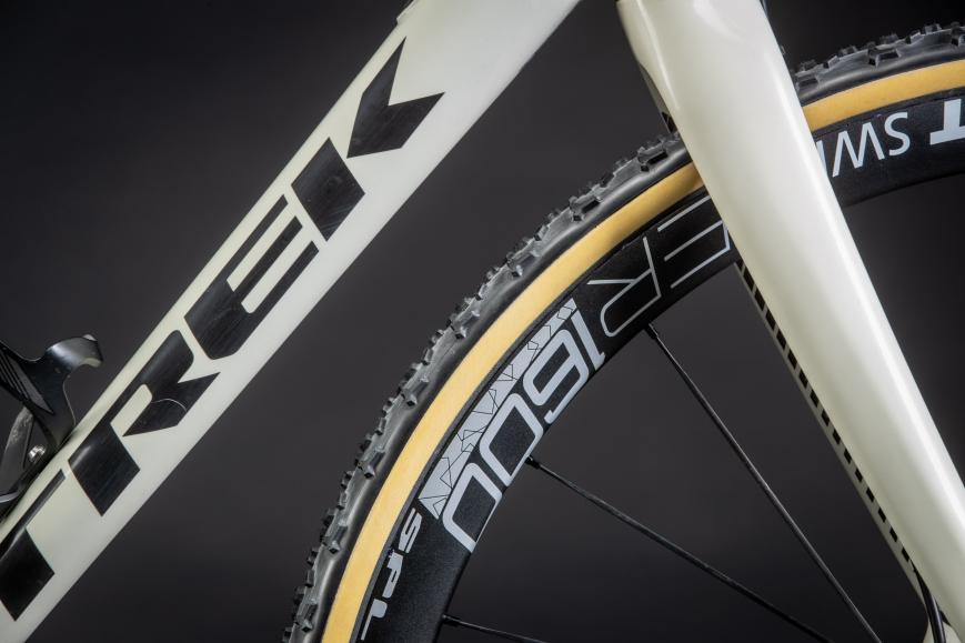 Tubeless Cyclocrossen? Auftakt zum Challenge H-TLR Reifentest mit MilKit