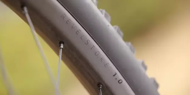 Syncros Revelstoke 1.0s Laufräder