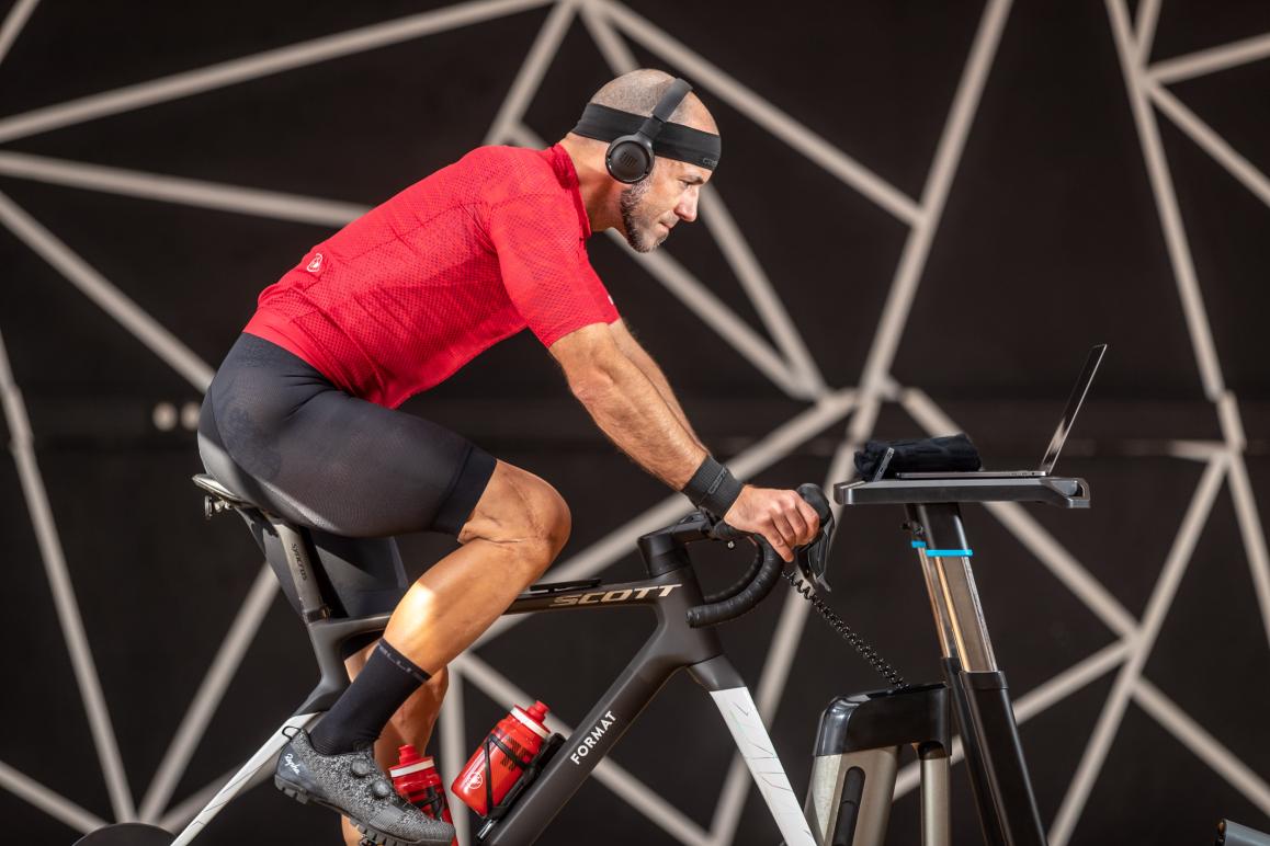 Wahoo KICKR WIFI 6.0 im Ökosystem mit Headwind & Climb