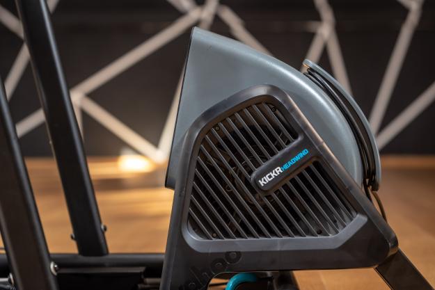 Wahoo KICKR WIFI 6.0 im Ökosystem mit Headwind & Climb