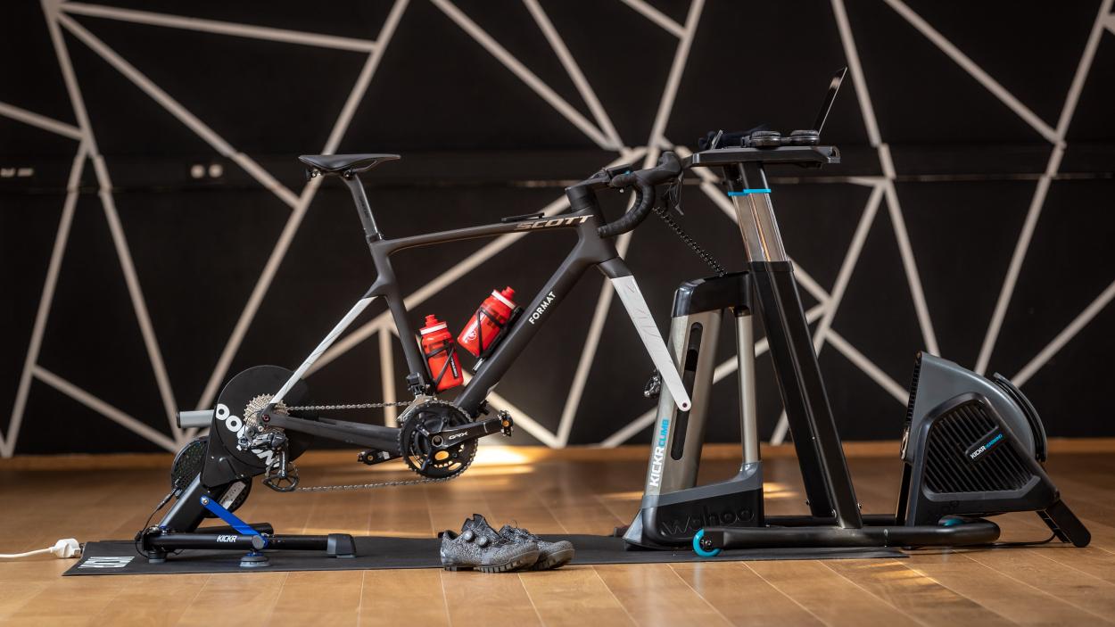 Wahoo KICKR WIFI 6.0 im Ökosystem mit Headwind & Climb
