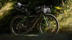 Neue Syncros Bikepacking-Taschen