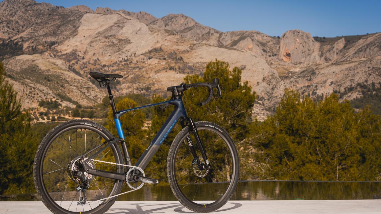 Mondraker Dusty E-Gravel 2023