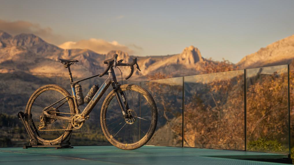 Mondraker Dusty E-Gravel 2023