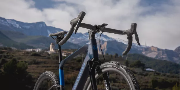 Mondraker Dusty E-Gravel 2023