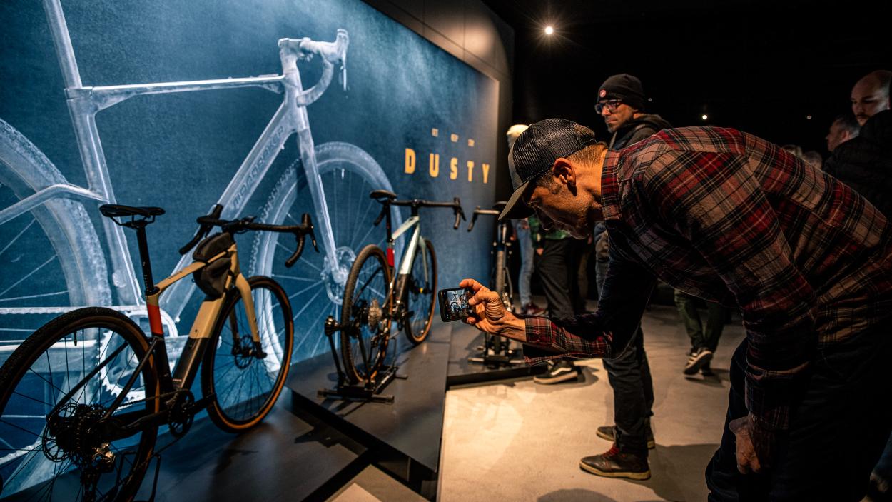 Mondraker Dusty E-Gravel 2023