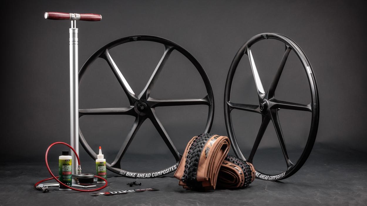 Bike Ahead Composites Biturbo RS Laufräder