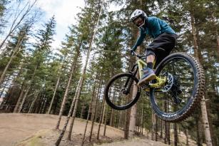 G-Form Protektoren und Handschuhe im Test