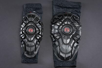 G-Form Protektoren und Handschuhe im Test