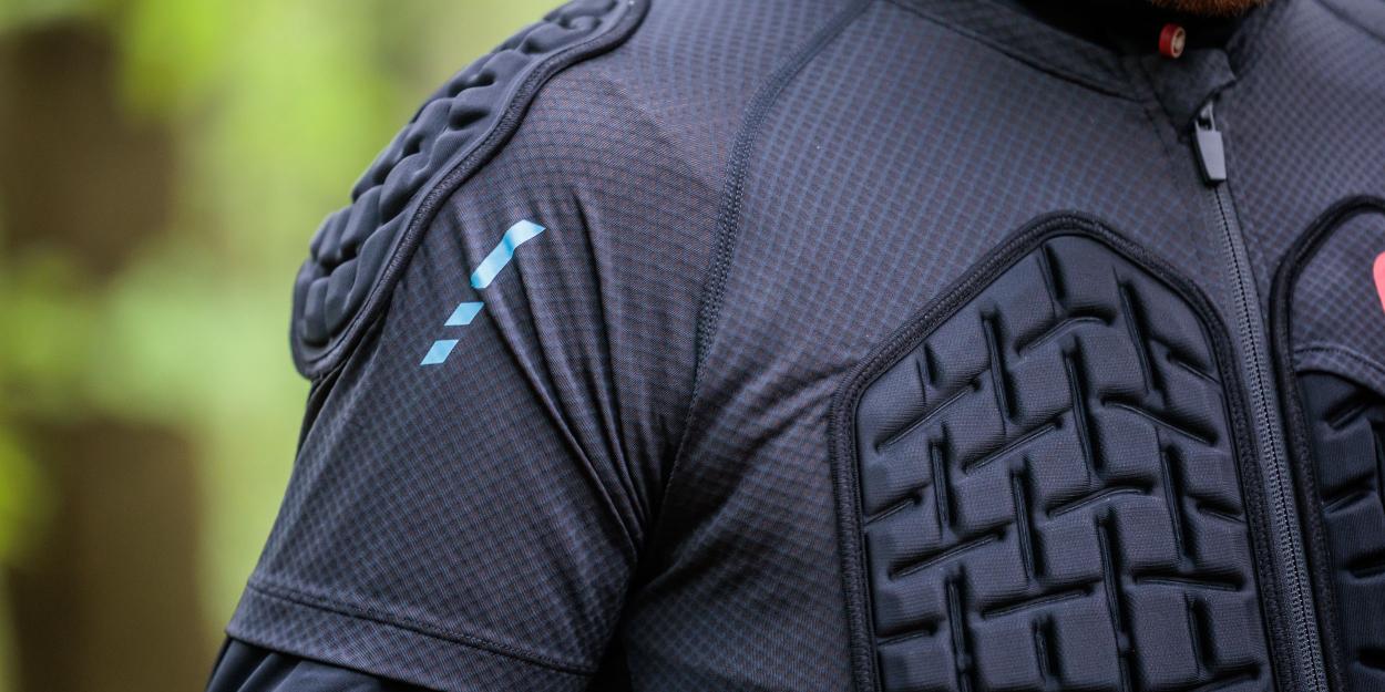 G-Form Protektoren und Handschuhe im Test