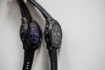 Epix 2 links, Fenix rechts