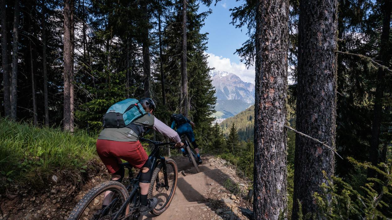 Jetzt auch aus Alu: Trek Fuel EX-e 8 XT im Test