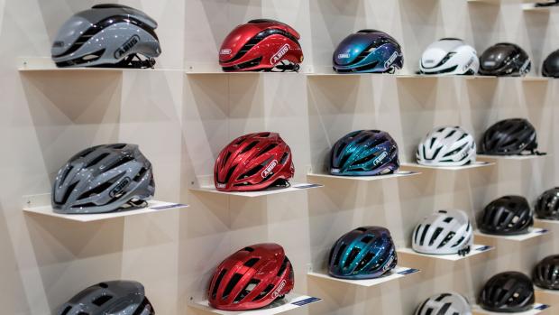 Alle vier "Made in Italy" Helme sind in den gleichen Trendfarben erhältlich. 