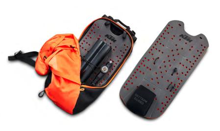 Battery Board für Transport eines Zweit-Akkus im KTM Factory Team 20L Rucksack