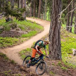 Endura MT500 Burner Lite und Singletrack
