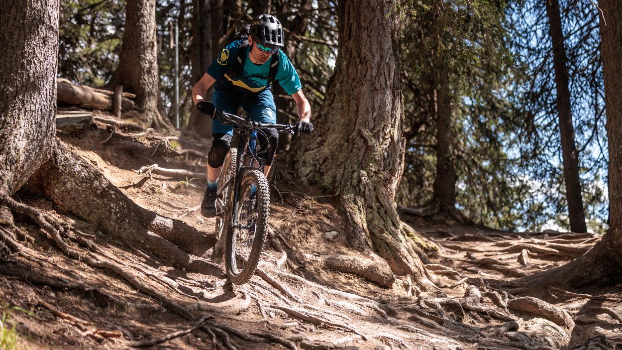 Endura MT500 Burner Lite und Singletrack