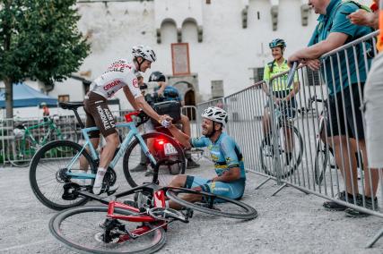 Federspiel bleibt City Hill Climb-König