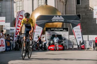 Federspiel bleibt City Hill Climb-König