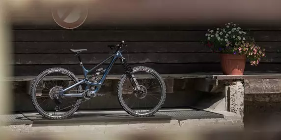 YT Capra Uncaged 12